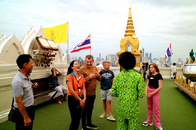 Tuk Tuk Bangkok Private Tour: WW2 Pad Thai, 360-Viewpoint, Chinatown (Pickup) - Sao Chingcha and the Giant Swing: history, photos, and quick orientation