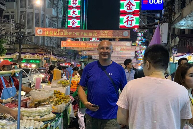 Tuk-tuk tour Bangkok by Night with Chinatown meal and hotel transfers - Pak Khlong Flower Talat at Night: Where the City Smells Like It Means Business
