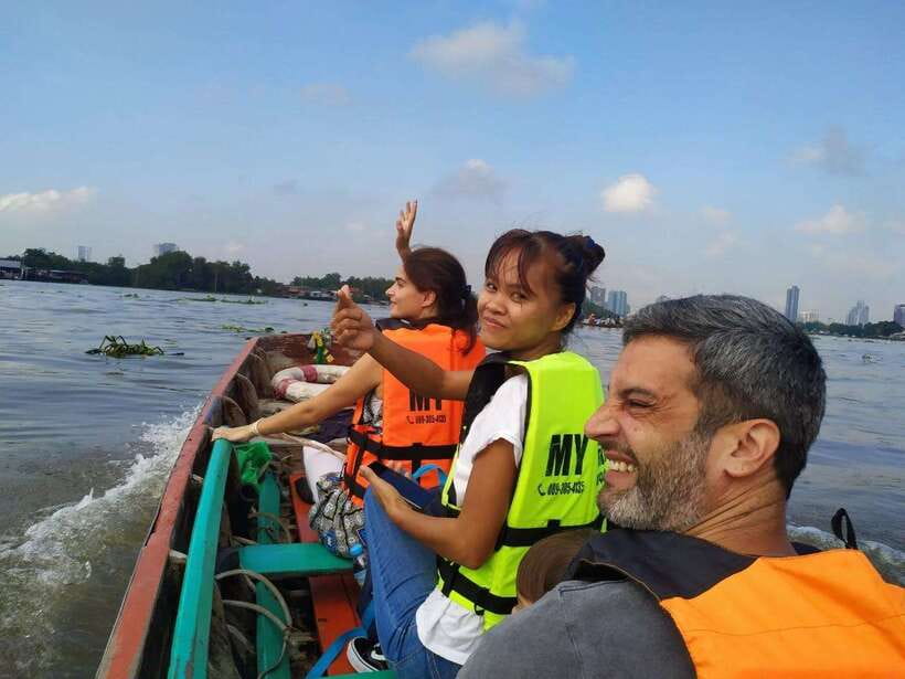 Twilight Firefly Bangkok Bicycle Tour - Meeting at Khlong Toei Pier: Get the First Step Right