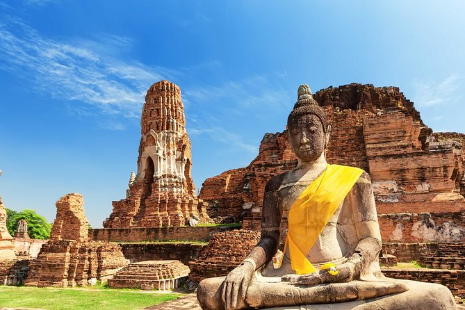 UNESCO's Ayutthaya Historical Park: Full-Day Tour from Bangkok - Stop 3: Wat Mahathat and the famous tree-entwined Buddha