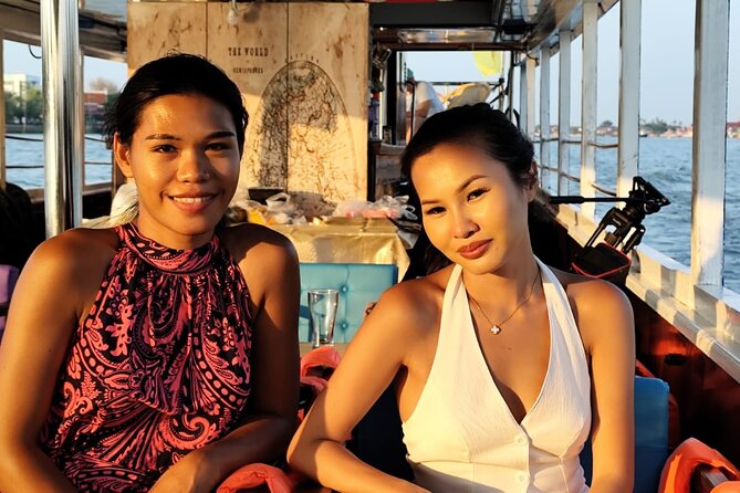 Unique and Scenic Slow Boat Tour from Bangkok to Ayutthaya - The Chao Phraya route: temples, villages, and photo-ready pacing