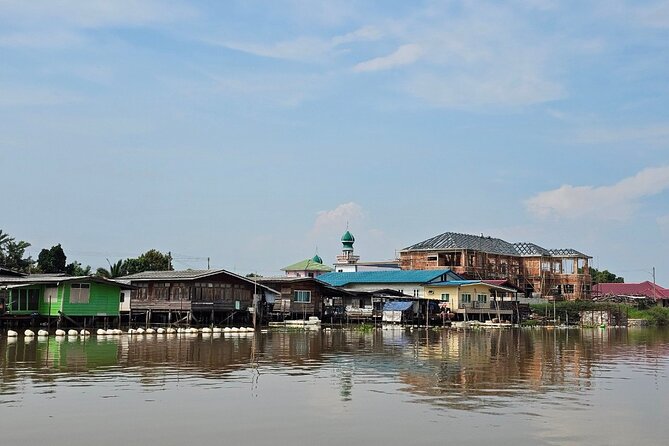 Unique and Scenic Slow Boat Tour from Bangkok to Ayutthaya - Who should book this Sabai Sabai slow boat?