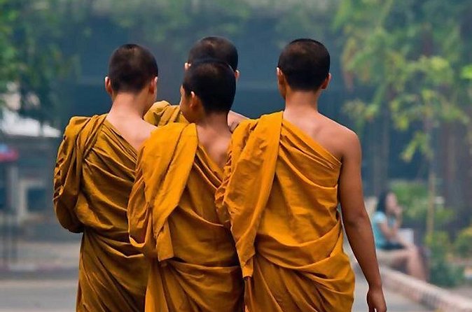 Visit temples in and around Bangkok with a former monk of 10 years - Price and Logistics: Is $144 Good Value?