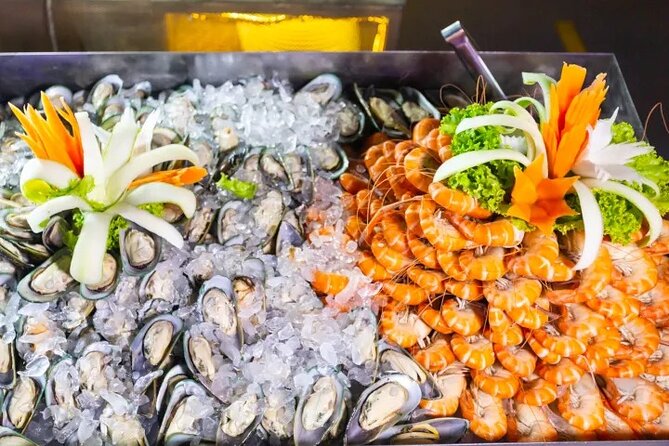 VIVA Alangka River Cruise: Dining & Cabaret Delight - What you get for your money: Buffet, welcome drink, and live singers