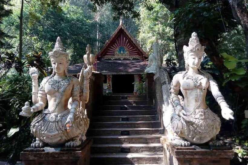 Wat Phra That Doi Suthep & Wat Pha lat Evening Tour & Guide - The Naga Staircase Choice, 306 Steps or Cable Car