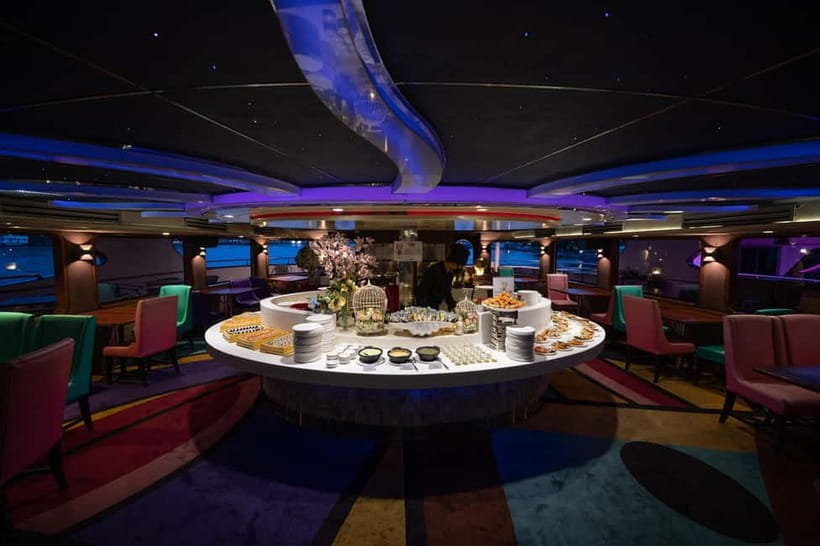 Wonderful Pearl Cruise with Private Hotel Transfer - Boarding Wonderful Pearl: the vibe on a 5-star style ship