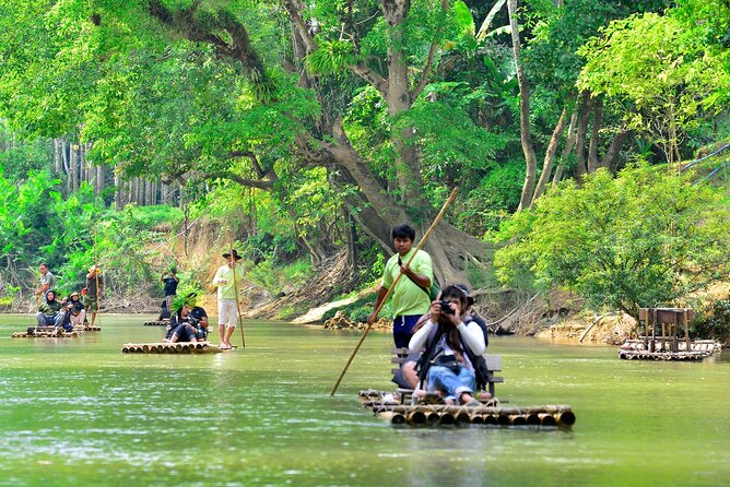 Wonders of Khao Sok Discovery with Guaranteed Departure - Floating raft house lunch: simple Thai set menu, right on the water