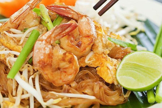 Ya Thai Cookery School Class in Krabi - The Meal You Eat: Fruits, Spicy Salads, and Mango Sticky Rice